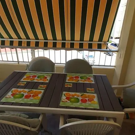 Apartment Copacabana Solo Familias 3 *